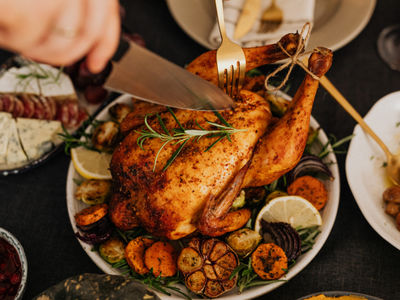 Quick and healthy lunch ideas including salads and sandwiches